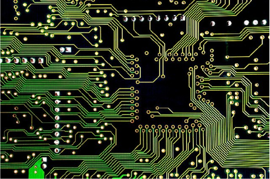 鋁基板和pcb板有哪些區別 鋁基板和pcb板有哪些區別